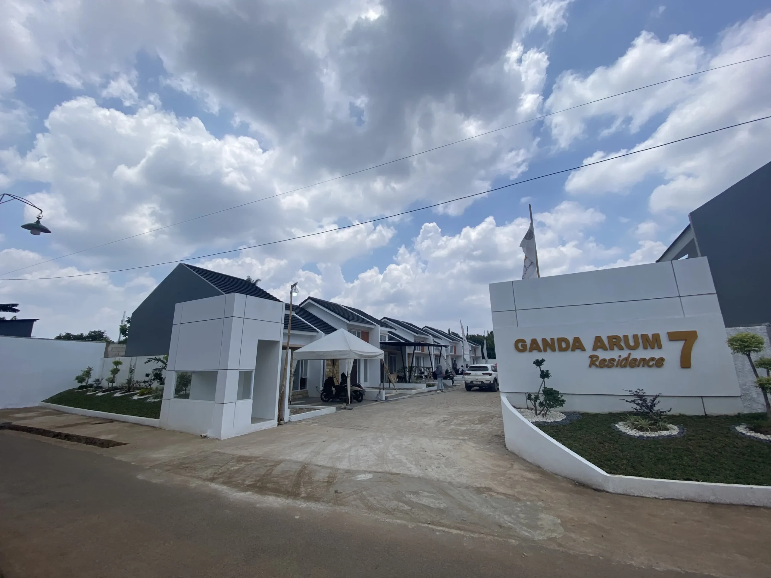 Gerband Depan Ganda Arum Residence 7 Bekasi