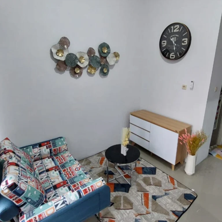 Interior ruang keluarga Nandita Dramaga Bogor dengan desain modern minimalis dan suasana nyaman.