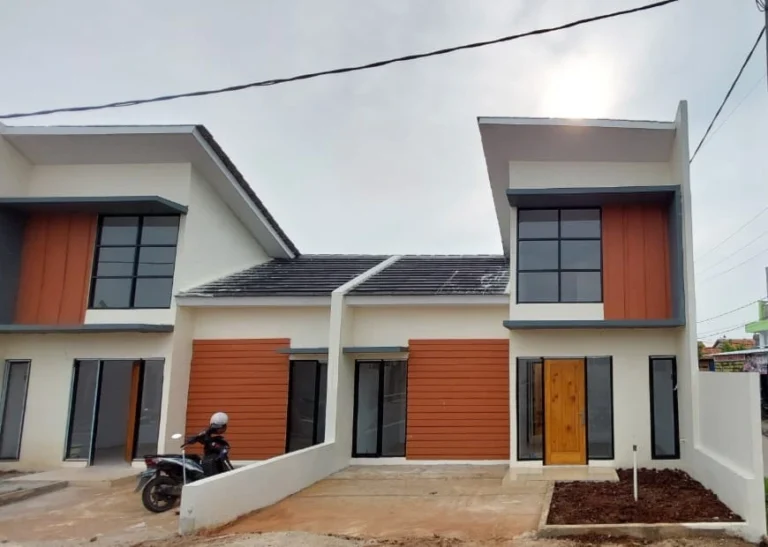 Deretan unit rumah modern di Ganda Arum Residence 5 Bekasi dengan carport dan tampak fasad minimalis.